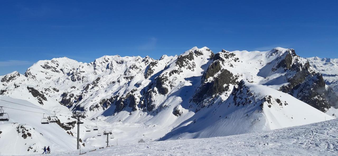 Studio Aux Pieds Des Pistes Roche Beranger Chamrousse Bagian luar foto